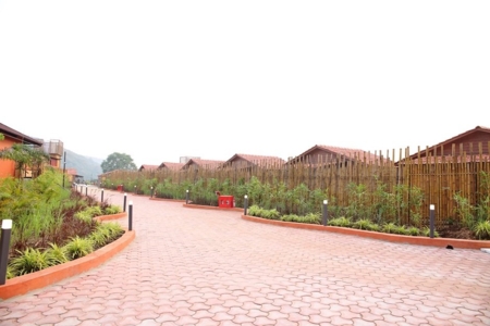 Statue of Unity Tent city